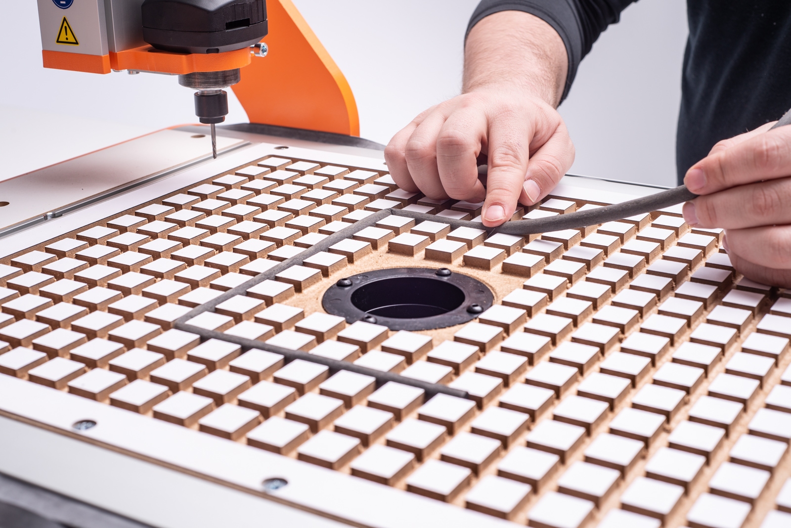 I own the Axiom AR6 Pro5. Will this vacuum table work or fit my machine. Work table is 24"x36".